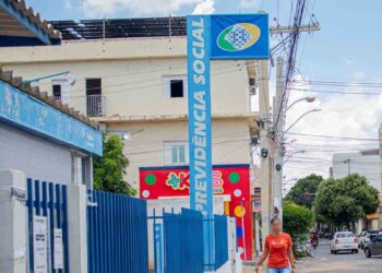 INSS alerta para golpes que usam o BPC como isca no WhatsApp