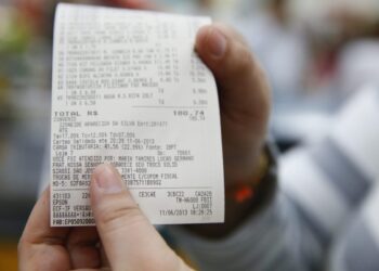 Atualização das notas fiscais passa a ser exigida; prazo termina em julho