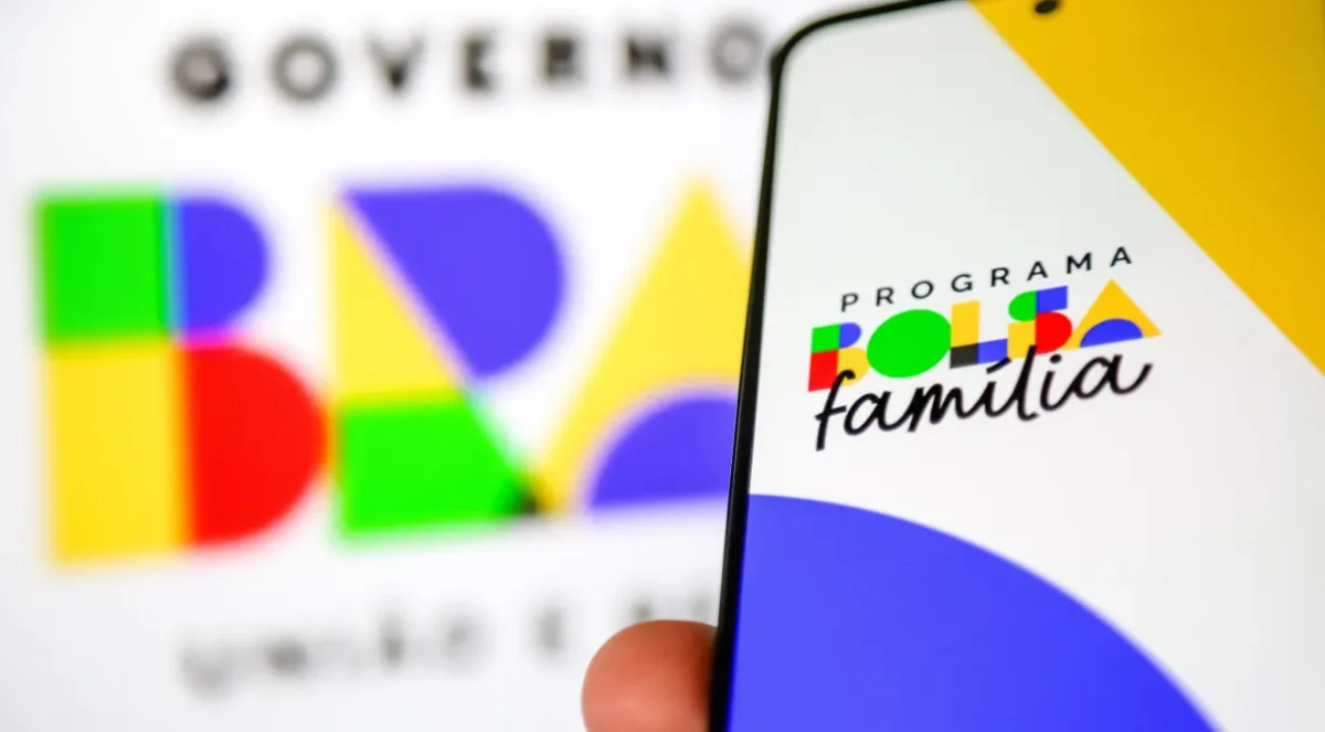 Político defende bônus de R$ 5 mil para famílias que saírem do Bolsa Família