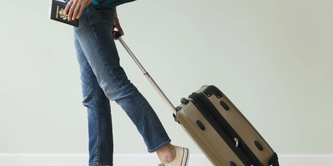 Passaporte válido já não basta: exigência pode impedir embarque de passageiros