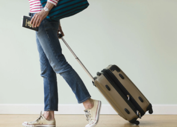 Passaporte válido já não basta: exigência pode impedir embarque de passageiros