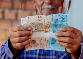Nova regra já vale e beneficia idosos de 65 anos ou mais fora da faixa dos 10% mais ricos