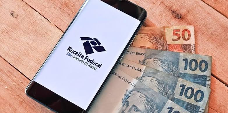 Receita Federal confirma pagamentos via PIX acima de R$ 19 mil para grupo específico