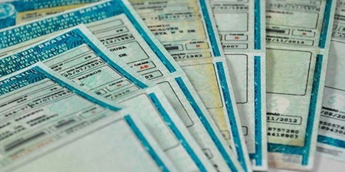 Cartão da CNH Popular promete acelerar exames e aulas para beneficiários