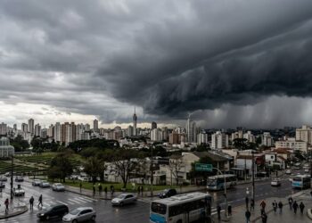 Moradores de SP, RJ, MG, PR, SC e RS recebem alerta e devem se preparar para mudança forte no clima