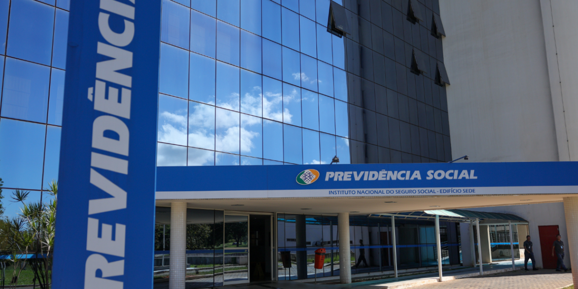 INSS é um benefício que favorece milhares de brasileiros.
