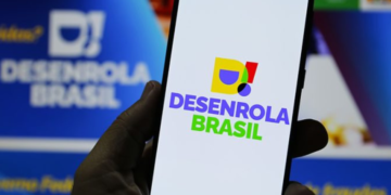 Desenrola Brasil é um programa que ajuda brasileiros com dívidas.