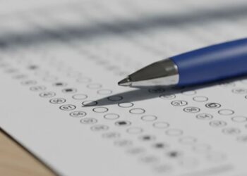 Concurso Lagoa da Prata disponibiliza vagas para diversas áreas. (Imagem: Geração / FDR)