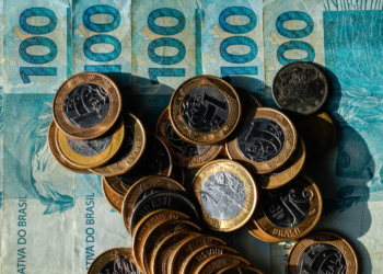 Uma pessoa solteira pode viver em São Paulo com um salário razáoavel e economizando em certas áreas.