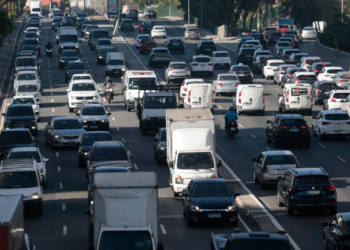 Nova lei de trânsito assusta com multa impressionante de R$ 1 milhão.